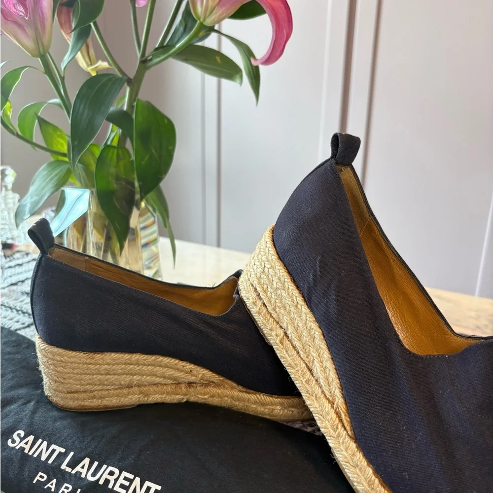 Authentic YSL - Picture 3 of 16